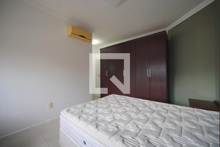 Suíte de apartamento para alugar com 2 quartos, 87m² em Centro, Florianópolis