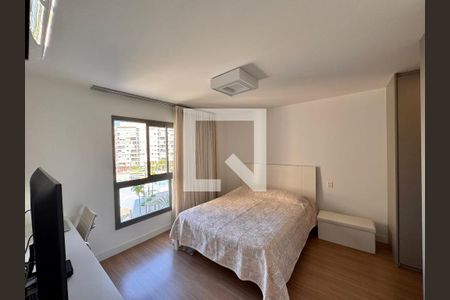 Suíte 1 de apartamento à venda com 4 quartos, 156m² em Barra da Tijuca, Rio de Janeiro