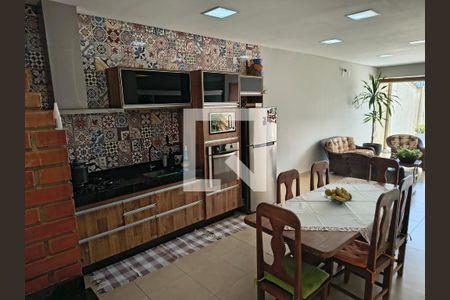 Cozinha de casa à venda com 3 quartos, 360m² em Residencial Alice Barbosa, Goiânia