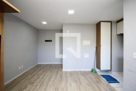 Sala de apartamento para alugar com 2 quartos, 50m² em Bairro do Maranhao, Cotia