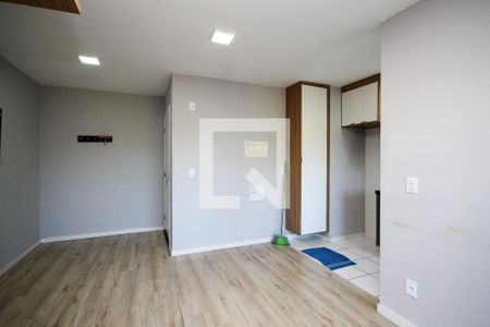 Sala de apartamento para alugar com 2 quartos, 50m² em Bairro do Maranhao, Cotia
