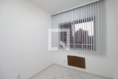 Quarto 1 de apartamento para alugar com 2 quartos, 70m² em Jacarepaguá, Rio de Janeiro