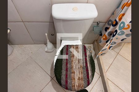 Suíte 1 - Banheiro de casa de condomínio à venda com 3 quartos, 120m² em Vargem Grande, Rio de Janeiro