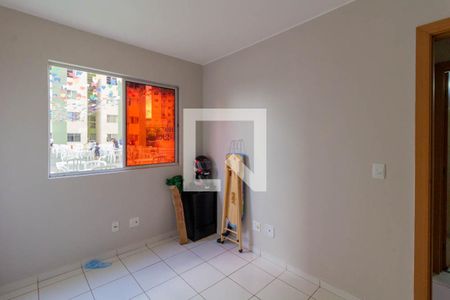 Quarto de apartamento para alugar com 2 quartos, 60m² em Qs 303, Brasília