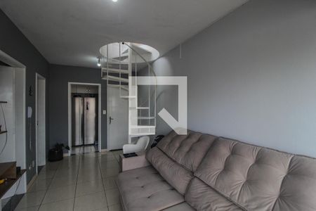Sala de apartamento para alugar com 2 quartos, 95m² em Azenha, Porto Alegre