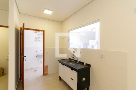 Cozinha de apartamento para alugar com 1 quarto, 45m² em São Lucas, São Paulo