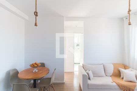 Sala de apartamento para alugar com 2 quartos, 41m² em Vila Nova Cintra, Mogi das Cruzes