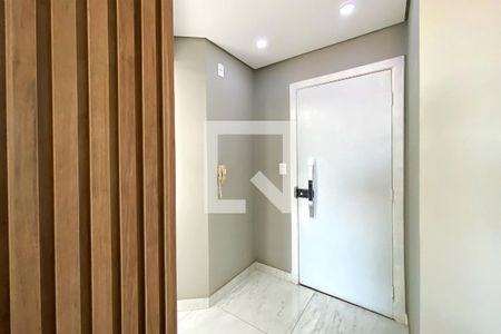 Hall de entrada de apartamento à venda com 3 quartos, 78m² em União, Belo Horizonte