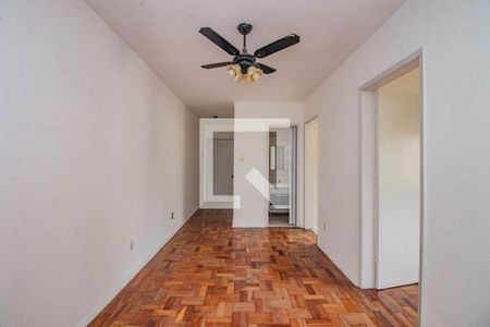 Sala de apartamento para alugar com 1 quarto, 40m² em Vila Ipiranga, Porto Alegre