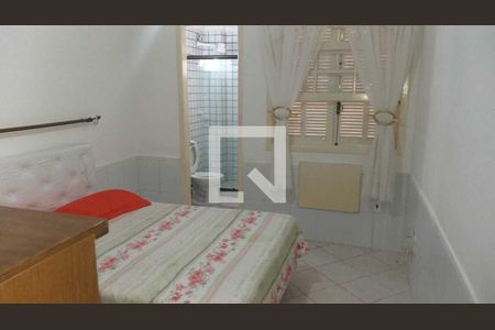Quarto de casa de condomínio para alugar com 2 quartos, 60m² em Peró, Cabo Frio