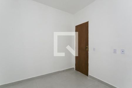 Quarto 1  de apartamento para alugar com 2 quartos, 40m² em Vila Taquari, São Paulo