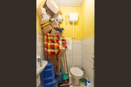 Banheiro de casa à venda com 1 quarto, 80m² em Jardim das Imbuias, São Paulo