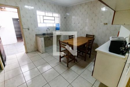 Cozinha de apartamento para alugar com 2 quartos, 190m² em Jardim Salete, Taboão da Serra