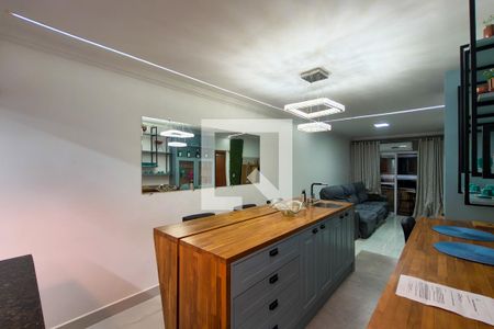 Sala de apartamento para alugar com 2 quartos, 98m² em Canto do Forte, Praia Grande
