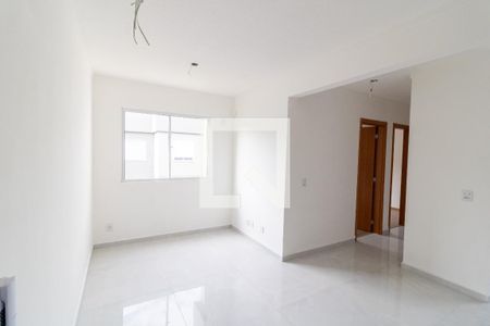 Sala de apartamento à venda com 2 quartos, 45m² em Guarujá, Porto Alegre