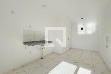 Sala e Cozinha de apartamento para alugar com 2 quartos, 43m² em Rochdale, Osasco