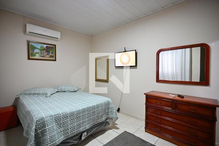 Quarto de casa para alugar com 1 quarto, 30m² em Jardim Maria Rosa, Taboão da Serra
