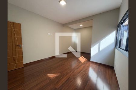 Casa à venda com 3 quartos, 120m² em Parque Amazonia, Goiânia