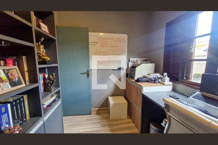 Casa à venda com 3 quartos, 171m² em Jardim Cruzeiro, São Paulo