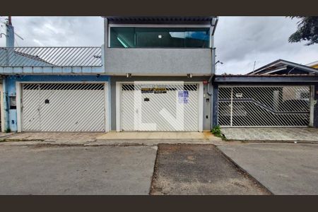 Casa à venda com 3 quartos, 171m² em Jardim Cruzeiro, São Paulo