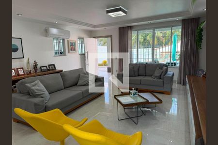 Casa à venda com 5 quartos, 305m² em Anil, Rio de Janeiro
