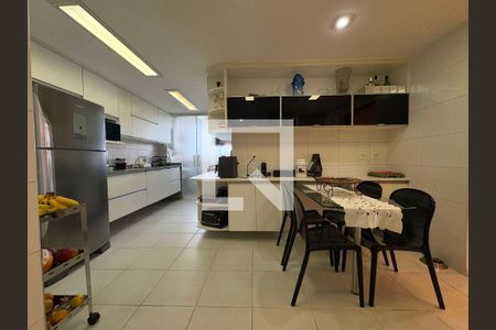 Apartamento à venda com 4 quartos, 260m² em São Francisco, Niterói