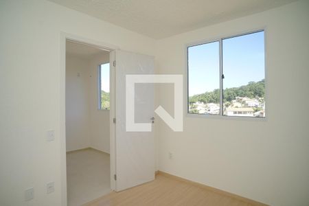 Quarto 1 de apartamento para alugar com 2 quartos, 36m² em Várzea das Mocas, São Gonçalo