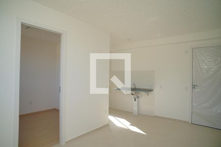 Sala de apartamento para alugar com 2 quartos, 36m² em Várzea das Mocas, São Gonçalo