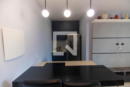 Sala de apartamento para alugar com 1 quarto, 45m² em Camboinhas, Niterói