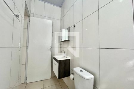 Banheiro de casa para alugar com 1 quarto, 36m² em Jardim Oriental, São Paulo