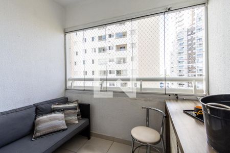 Varanda de apartamento à venda com 2 quartos, 70m² em Água Branca, São Paulo