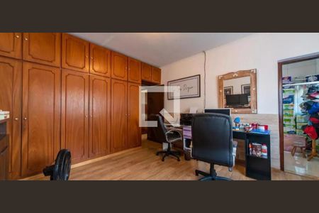 Casa à venda com 3 quartos, 364m² em Santa Terezinha, Santo André