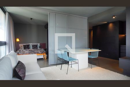Sala  de apartamento para alugar com 1 quarto, 60m² em Três Figueiras, Porto Alegre