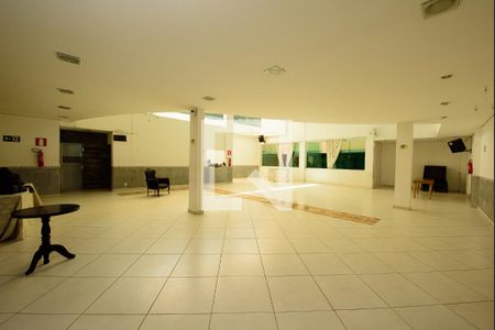 Sala 1 de apartamento para alugar com 1 quarto, 650m² em Jardim Riacho das Pedras, Contagem