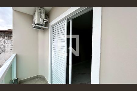 Sacada do quarto 1 de casa para alugar com 3 quartos, 140m² em Vila Barros, Guarulhos