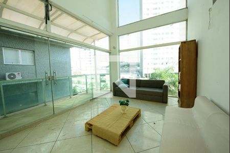 Sala 1 de apartamento para alugar com 1 quarto, 580m² em Jardim Riacho das Pedras, Contagem