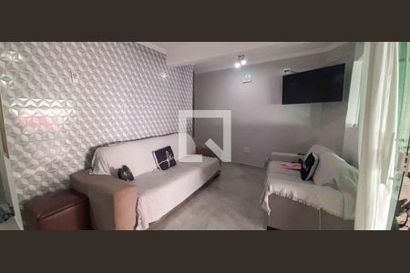 Casa à venda com 4 quartos, 74m² em Padroeira, Osasco