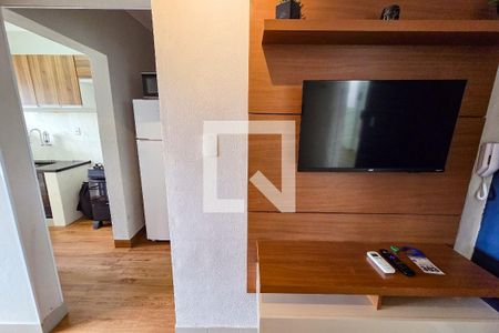 Sala de kitnet/studio para alugar com 1 quarto, 40m² em Canto do Forte, Praia Grande