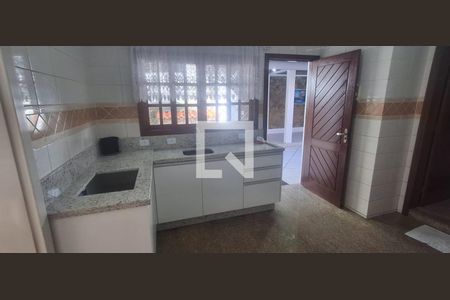 Cozinha de casa de condomínio para alugar com 5 quartos, 224m² em Córrego Grande, Florianópolis