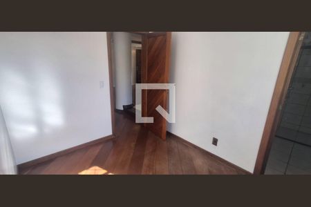 Suíte de casa de condomínio para alugar com 5 quartos, 224m² em Córrego Grande, Florianópolis