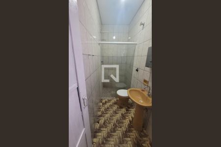 Banheiro de casa para alugar com 1 quarto, 60m² em Chácara Belenzinho, São Paulo