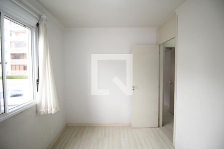 Quarto 1 de apartamento para alugar com 2 quartos, 60m² em Humaitá, Porto Alegre