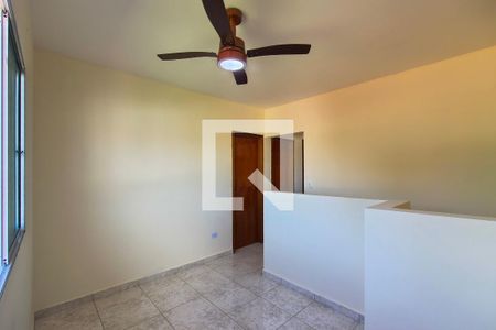 Sala de casa de condomínio para alugar com 2 quartos, 47m² em Parque das Americas, Praia Grande