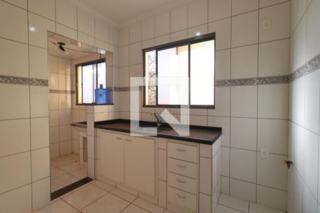Cozinha de apartamento para alugar com 2 quartos, 45m² em Ipiranga, Ribeirão Preto