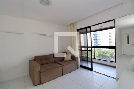 Sala de apartamento para alugar com 1 quarto, 50m² em Jardim Armação, Salvador