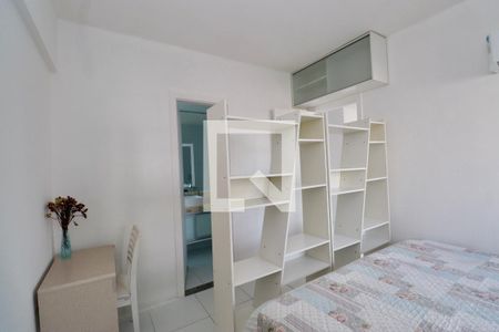 Quarto de apartamento para alugar com 1 quarto, 50m² em Jardim Armação, Salvador