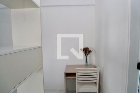 Quarto de apartamento para alugar com 1 quarto, 50m² em Jardim Armação, Salvador