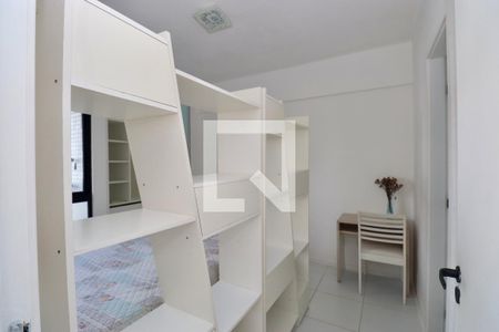Quarto de apartamento para alugar com 1 quarto, 50m² em Jardim Armação, Salvador