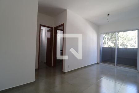 Apartamento para alugar com 2 quartos, 46m² em Jardim Holanda, Uberlândia
