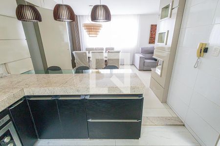 cozinha americana de apartamento para alugar com 3 quartos, 90m² em Castelo, Belo Horizonte